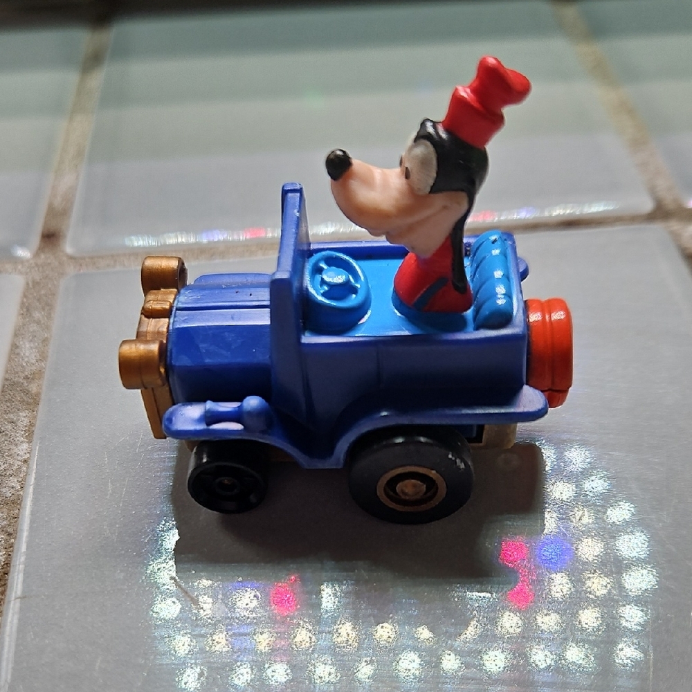 Disney Goofy Blue and Red Windup Toy Car
